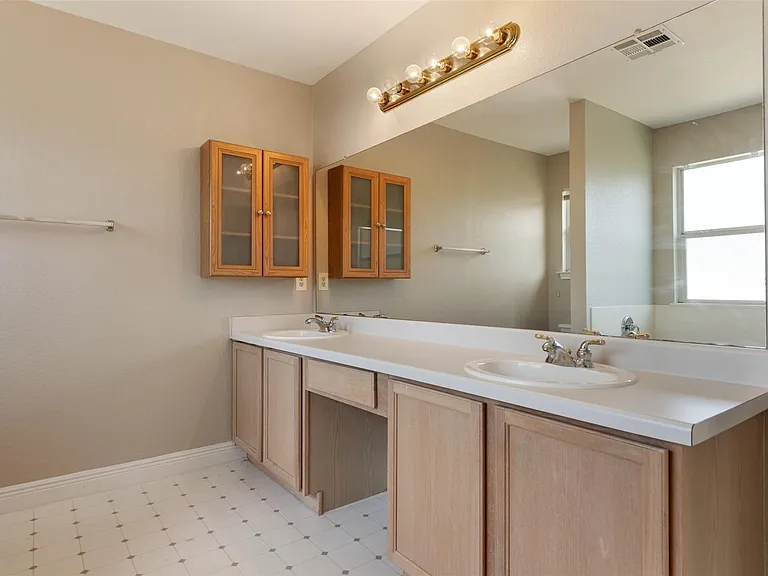 1809 Vanderhill Cv — Photo 31