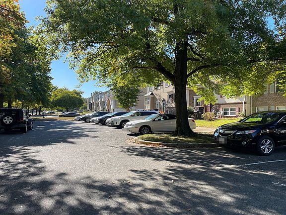 4th image of 1713 Forest Park Dr