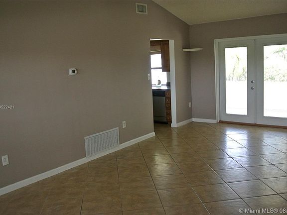 3rd image of 9495 NW 26th St
