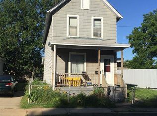 2130 Elm St, Dubuque, IA 52001