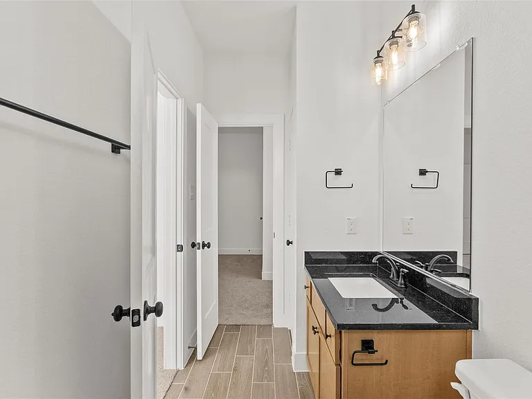 4931 Carranza Ct — Photo 34