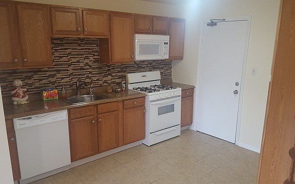 5th image of 9208 Bumble Bee Dr APT 1D