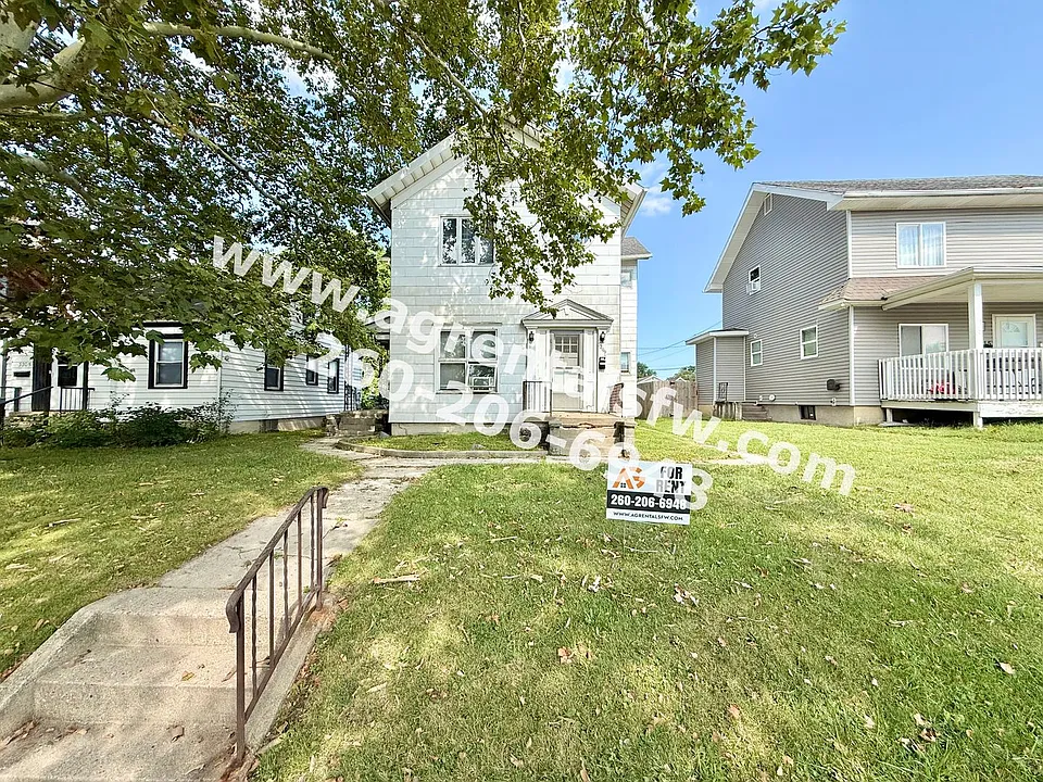 3209 Fairfield Ave