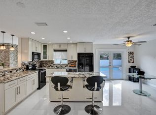 11300 NW 22nd St, Plantation, FL 33323