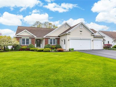 38 Sotheby Dr, Rochester, NY, 14626