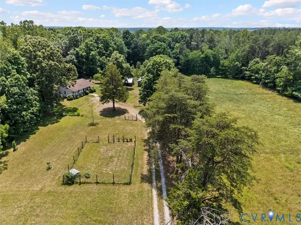 3607 Pacetown Rd, Sandy Hook, VA 23153