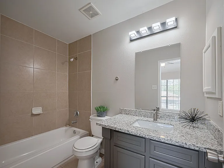 4320 Maggie St #B — Photo 19