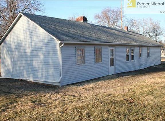 2nd image of 8601 Longview Rd