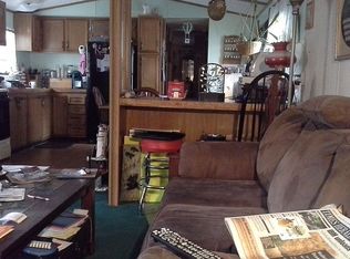 43 Peter Dr, Slate Hill, NY 10973