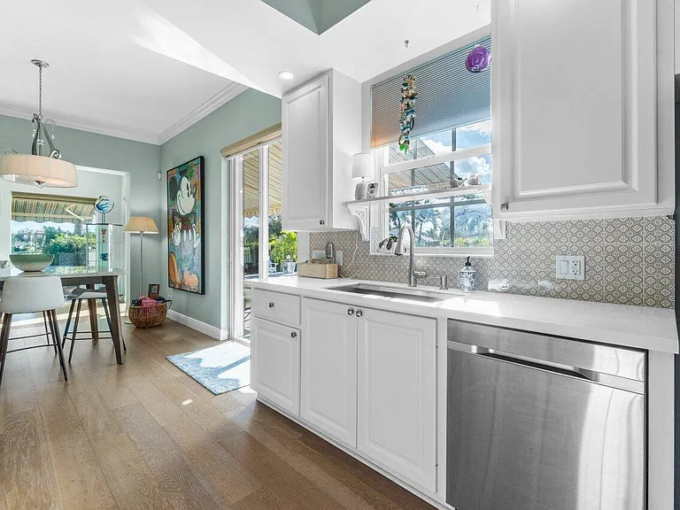 8222 Dominica Pl — Photo 10