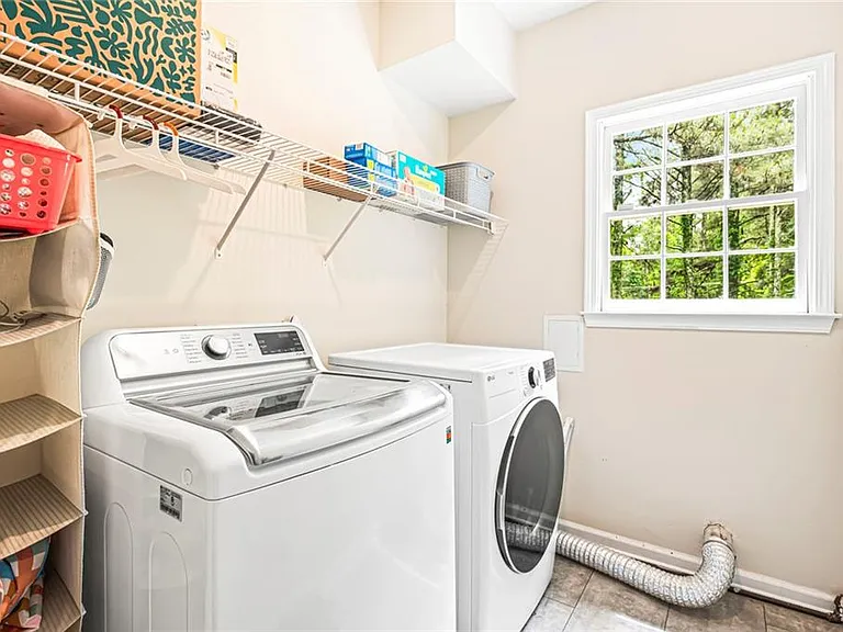 105 Leyland Ct — Photo 19