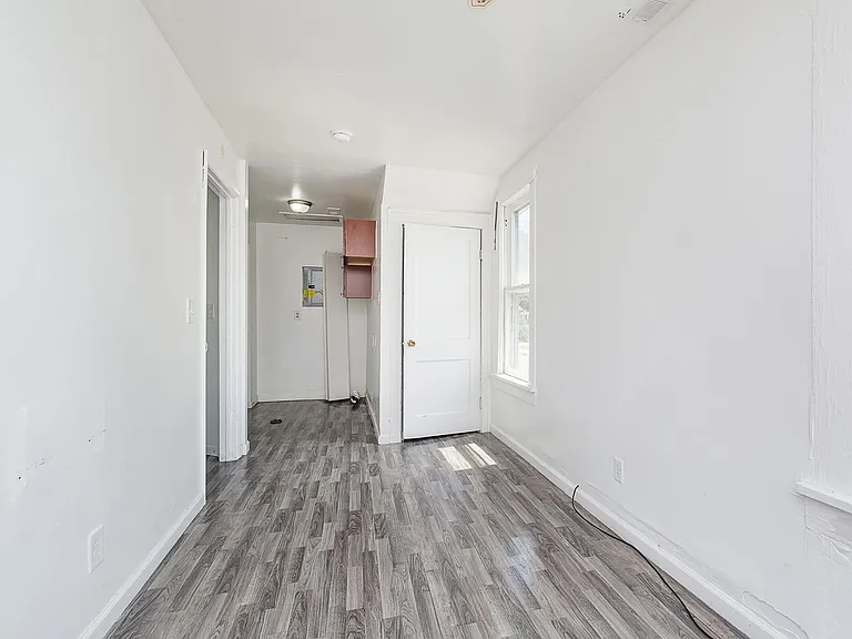 2034 Fletcher St #1 — Photo 8