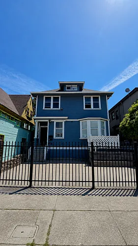 2916 Martin Luther King Jr Way Photo 1