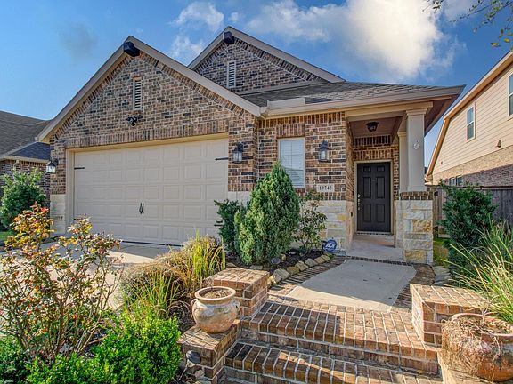 3rd image of 19743 Shinnery Ridge Ct