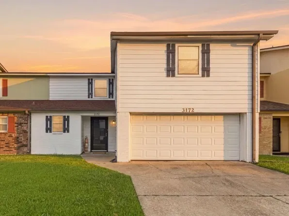 3172 Andes Dr #1, Port Neches, TX 77651