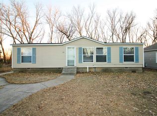 1931 W 35th St S, Wichita, KS 67217