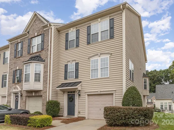2217 Belle Vernon Ave, Charlotte, NC 28210