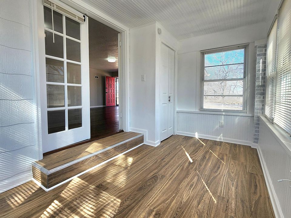 Bedroom #1