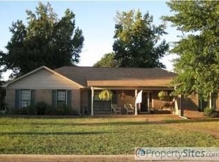 2208 Duncansby Dr SW, Decatur, AL 35603