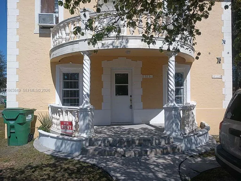 1925 NW 56th St — Photo 15