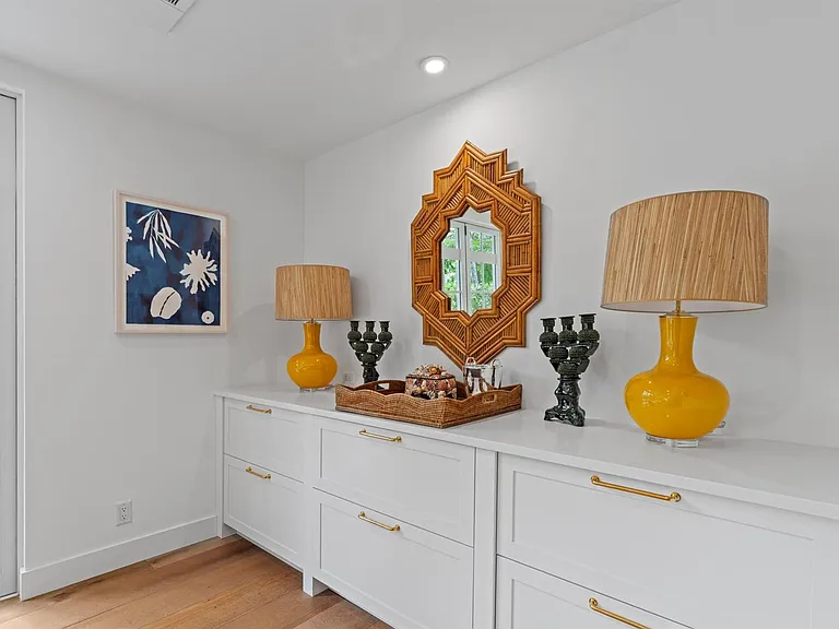 142 Peruvian Ave #1020 — Photo 9