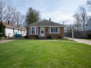 12139 Lawndale Dr, Parma Heights, OH