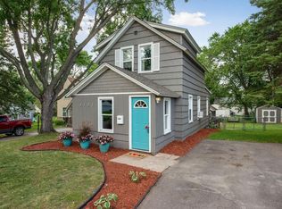 2727 9th Ave E, North Saint Paul, MN 55109