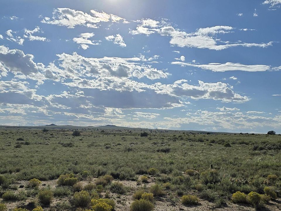 2nd image of 3 Squaw Rd NW