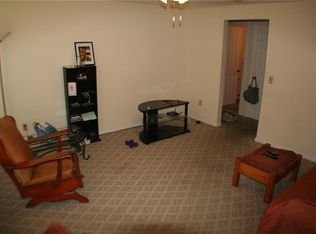 40 Williams Ave APT 3, East Providence, RI 02914