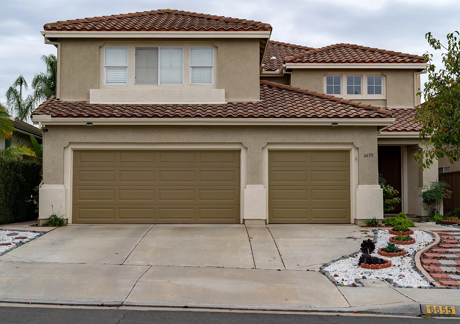 6655 Hollycrest Court - 1 — Photo 1