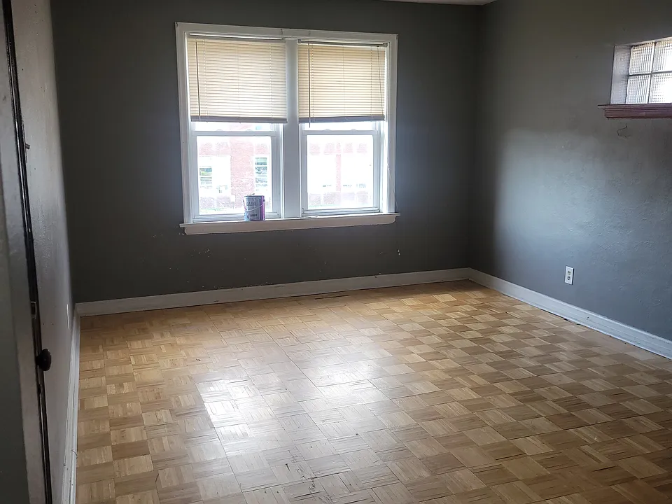 4938-4940 Kemper Ave #2