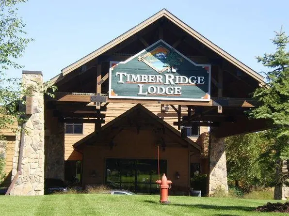 7020 GRAND GENEVA WAY #345, Lake Geneva, WI 53147