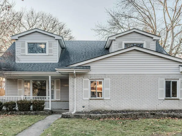 21359 Birchwood St, Farmington, MI 48336