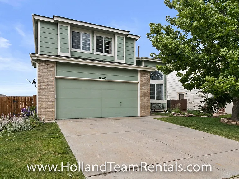 11343 Latigo Ln — Photo 2