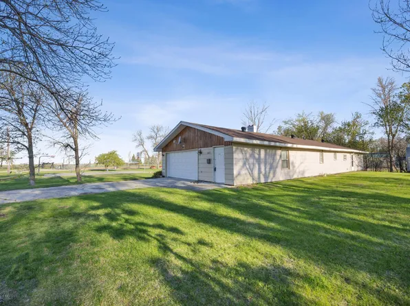 203 4th St, Argusville, ND 58005