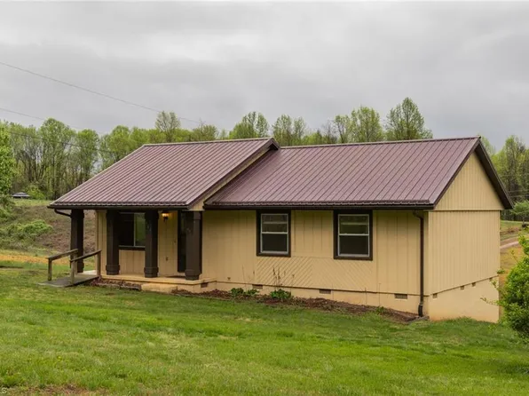 343 Gilliam Rd, North Wilkesboro, NC 28659