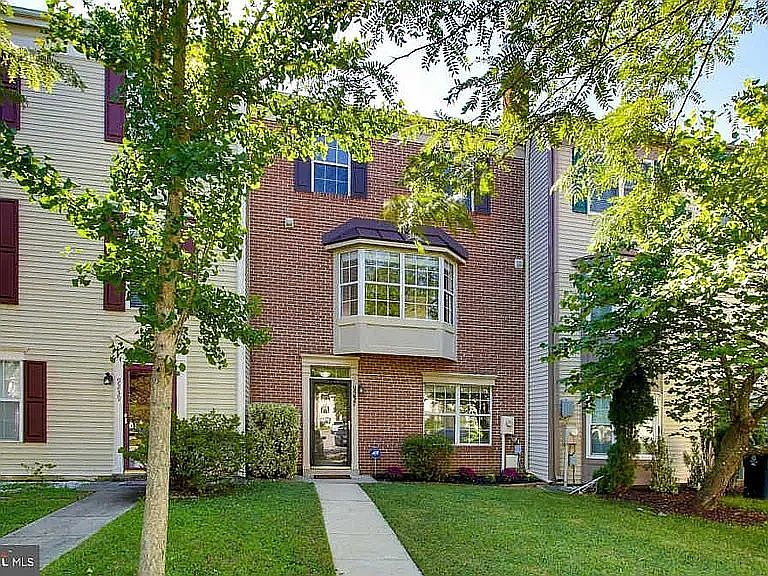 1st image of 9237 Fairlane Pl