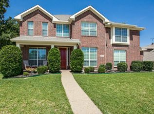 12325 Water Oak Dr, Fort Worth, TX 76244