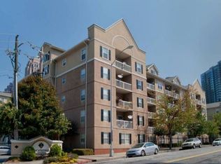 1074 Peachtree Walk NE UNIT 207, Atlanta, GA 30309