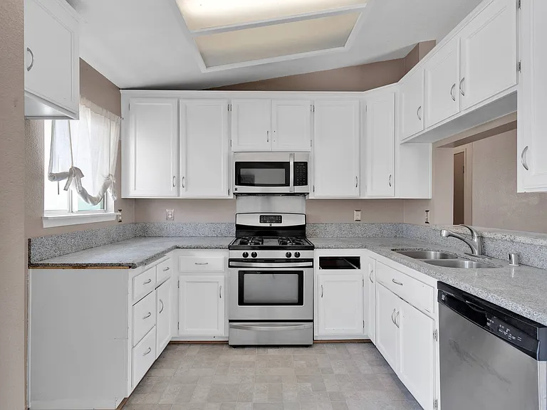 35025 El Dorado Rd — Photo 10
