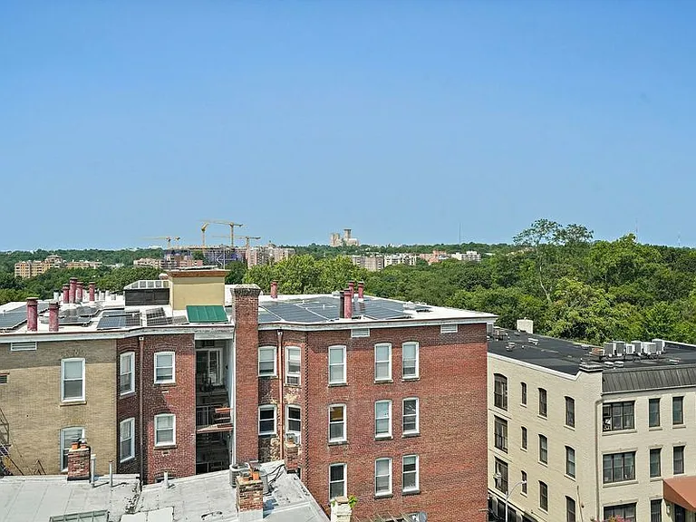 1801 Calvert St NW #504 — Photo 24