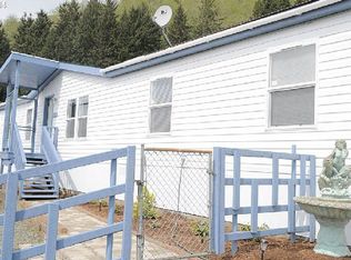 902 Acacia Ave, Garibaldi, OR 97118