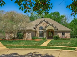 562 Hunters Run, Bossier City, LA 71111