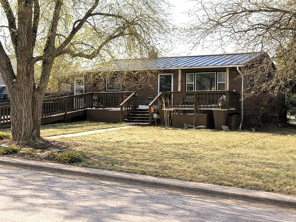 1st image of 306 10th Ave