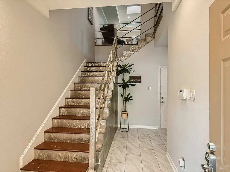 4129 Holland Ave — Photo 34