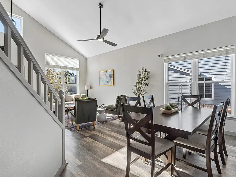 5247 E Hamilton Ave — Photo 7