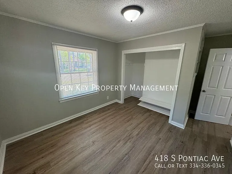 418 S Pontiac Ave — Photo 12