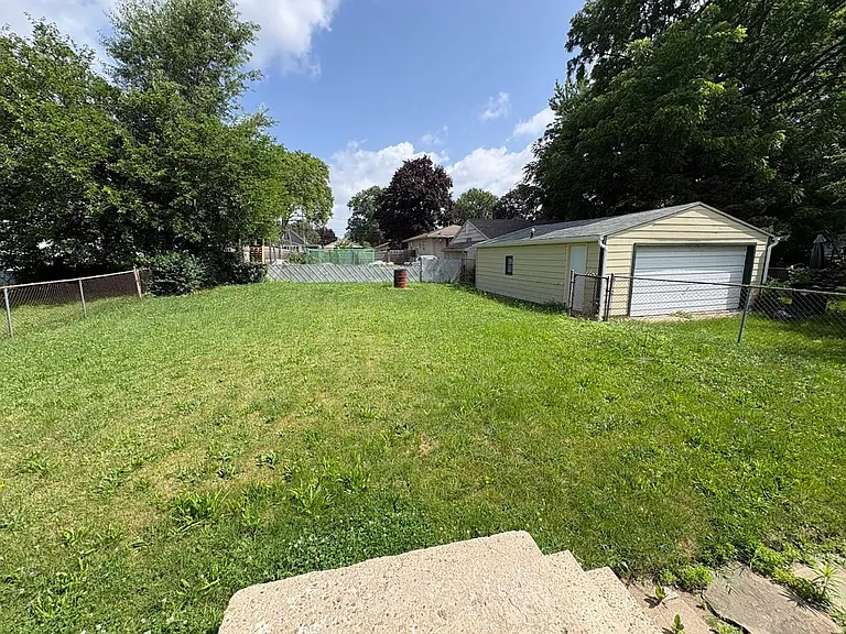 941 Carnegie Ave — Photo 22