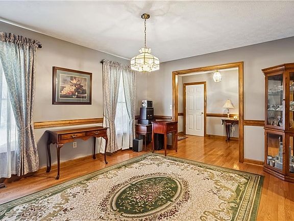 5th image of 6253 Ark Rd