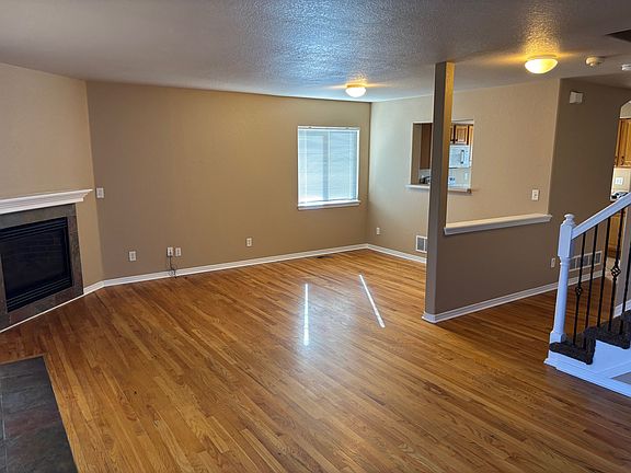 3rd image of 15680 E Mexico Ave
